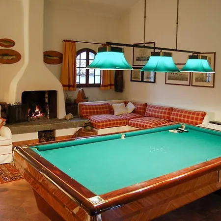 Solcio Sleeps 5 Wifi Villa Lesa